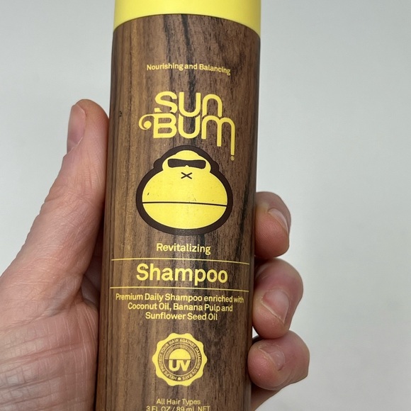 NWT Sun Bum Shampoo 3oz - Picture 1 of 2
